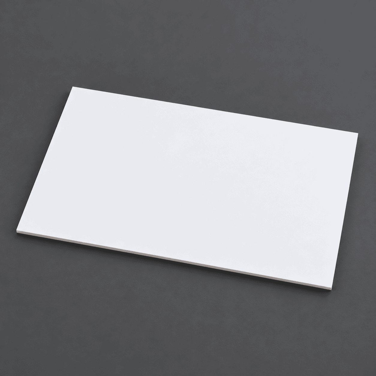 Penjeni PVC (komateks) – ilustrativni prikaz; izvedba in vsebina pakiranja sta določeni z izbrano različico.